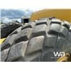 Image 17 : CATERPILLAR CAT70 PULL BEHIND HYD. SCRAPER
