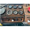 Image 17 : 1988 FREIGHTLINER T/A SLEEPER TRUCK TRACTOR
