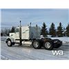 Image 4 : 1988 FREIGHTLINER T/A SLEEPER TRUCK TRACTOR