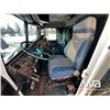 Image 7 : 1988 FREIGHTLINER T/A SLEEPER TRUCK TRACTOR