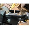 Image 13 : 1997 CATERPILLAR D6M LGP CRAWLER DOZER