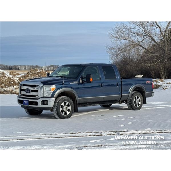 2016 FORD F250 LARIAT CREW CAB PICKUP