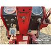 Image 12 : 1966 IH FARMALL 806 2WD TRACTOR