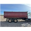 Image 46 : 1985 MACK RD686S T/A GRAIN TRUCK