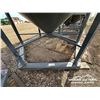 Image 6 : TWISTER 14 FT X 8 RING 2450 +/- BUSHEL HOPPER BIN