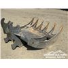 Image 3 : EXCAVATOR BRUSH RAKE