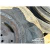 Image 4 : (2) 7.60-15 IMPLEMENT TIRES & RIMS
