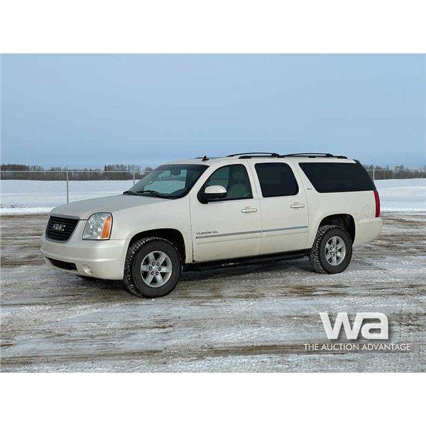 2013 GMC Yukon XL Sports Utility Vehicle