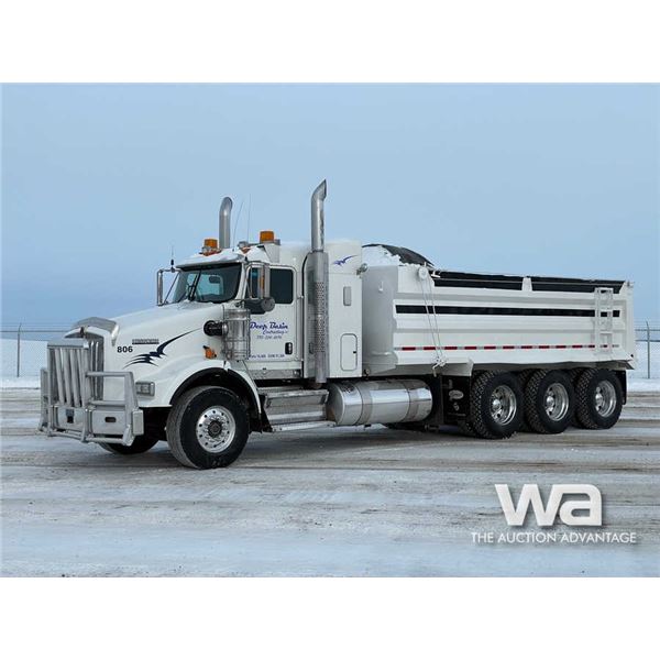 2013 Kenworth T800 Tri-drive Sleeper Dump Truck