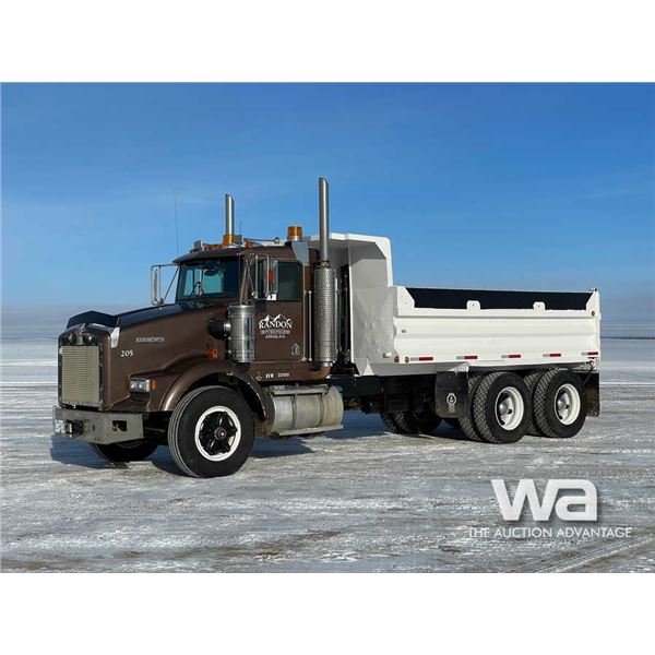 1995 Kenworth T800B T/A Dump Truck