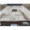 Image 15 : 2004 Ford F350 XL Dually Flatbed Truck