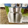 Image 4 : (8) 20L Stainless Steel Milk Jugs