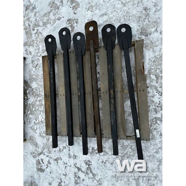(6) Motor Grader Hitches