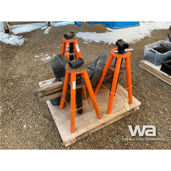 (3) Orange 10 Ton Jack Stands