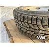 Image 6 : (1) Hancook Ipike 265/70R17 Tire & Rim