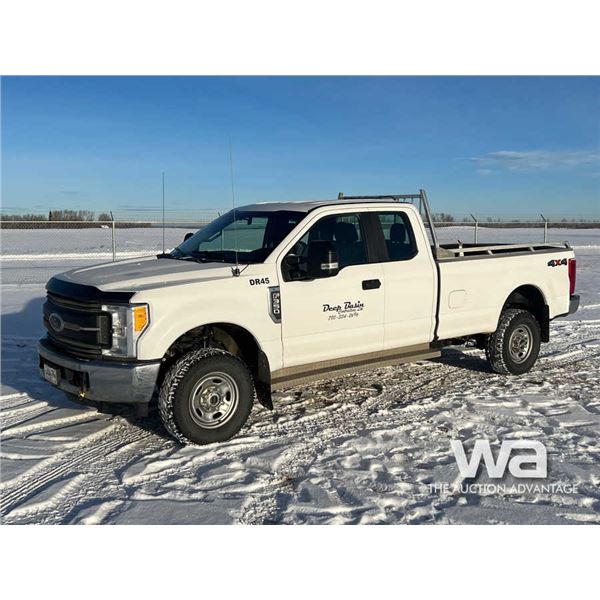 2017 Ford F350 XLT Extended Cab Pickup