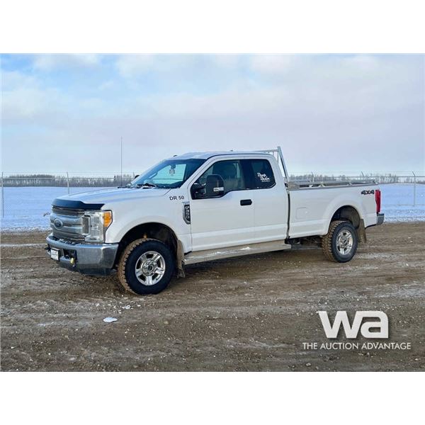 2017 Ford F350 XLT Extended Cab Pickup