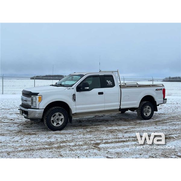 2017 Ford F350 XLT Extended Cab Pickup