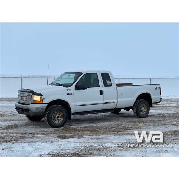 2000 Ford F350 XLT Extended Cab Pickup