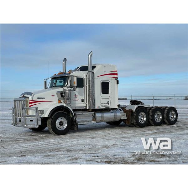 2015 Kenworth T800 Tri Drive Sleeper Truck Tractor