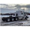 Image 3 : 2012 Kenworth T800 Tri Drive Sleeper Truck Tractor
