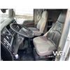 Image 5 : 2012 Kenworth T800 Tri Drive Sleeper Truck Tractor