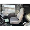 Image 6 : 2012 Kenworth T800 Tri Drive Sleeper Truck Tractor