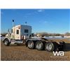 Image 4 : 2012 Kenworth T800 Tri Drive Sleeper Truck Tractor