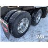 Image 22 : 2000 Peterbilt 378 T/A Sleeper Truck Tractor