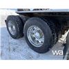 Image 24 : 2000 Peterbilt 378 T/A Sleeper Truck Tractor