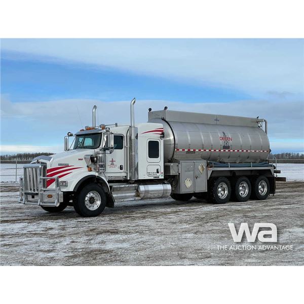 2015 Kenworth T800 Tri Drive Sleeper Tank Truck