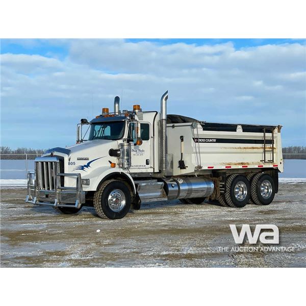 2011 Kenworth T800 T/A Dump Truck