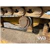 Image 17 : Komatsu PC300LC-3 Butt-N-Top Log Loader