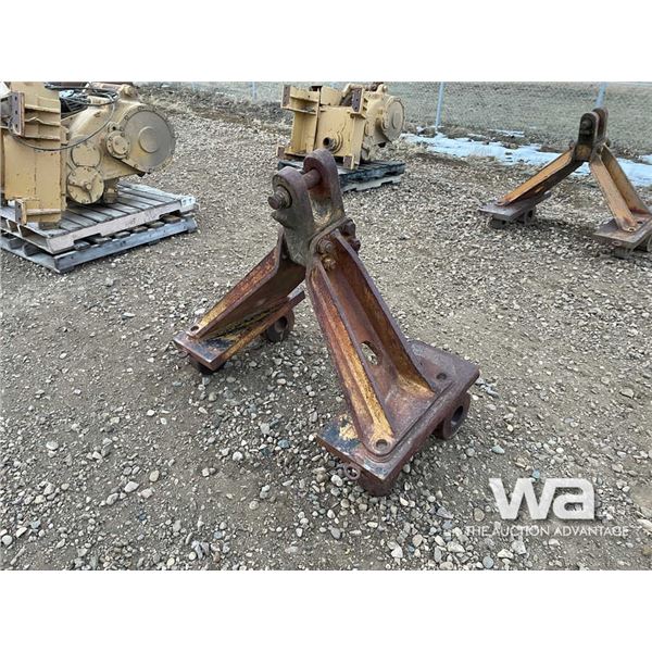 Pin On Hitch For D8R Crawler