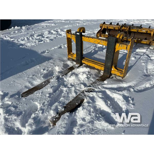 John Deere 60 IN. Pallet Forks