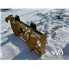 Image 3 : John Deere 60 IN. Pallet Forks