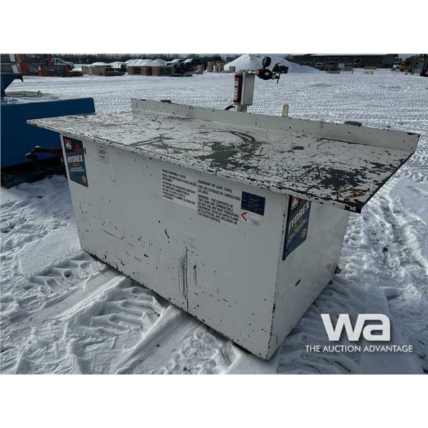 2005 DTE 1170 Litre Oil Tank/Bench Combo