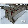 Image 7 : (2) Concrete Barriers