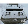 Image 9 : (2) Concrete Blocks