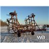 Image 2 : CHALLENGER L-320 36 FT. CULTIVATOR