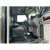Image 20 : 2015 PETERBILT 367 TRI DRIVE SLEEPER TANK TRUCK