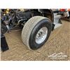 Image 39 : 2007 KENWORTH T800B TRIDRIVE SLEEPER TRUCK TRACTOR