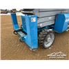 Image 19 : 2002 GENIE GS-4390 4X4 DUAL FUEL SCISSOR LIFT