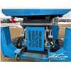 Image 20 : 2002 GENIE GS-4390 4X4 DUAL FUEL SCISSOR LIFT
