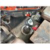 Image 24 : 2007 FREIGHTLINER FLD120SD TRI DRIVE GRAIN TRUCK
