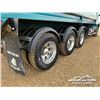 Image 50 : 2007 FREIGHTLINER FLD120SD TRI DRIVE GRAIN TRUCK