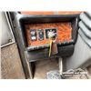 Image 39 : 2002 KENWORTH T800 T/A DUMP TRUCK
