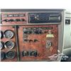 Image 11 : 2003 KENWORTH T800 T/A PLOW & SANDER TRUCK