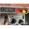 Image 12 : 2003 KENWORTH T800 T/A PLOW & SANDER TRUCK