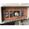 Image 17 : 2003 KENWORTH T800 T/A PLOW & SANDER TRUCK
